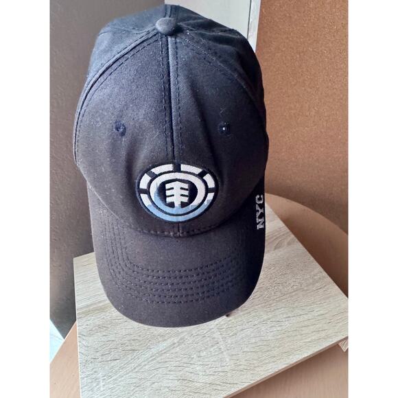 Element Crowns Black Baseball Cap NYC - Picture 1 of 9